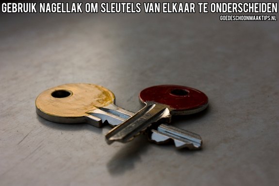 Gebruik nagellak om sleutels van elkaar te onderscheiden