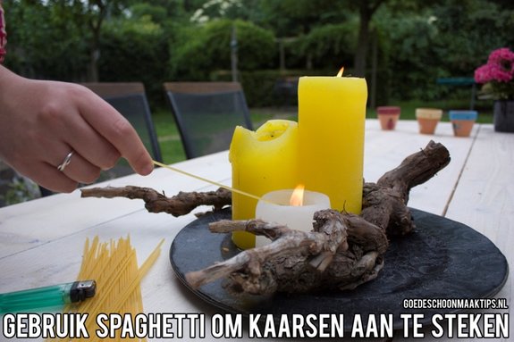 Gebruik spaghetti om kaarsen aan te steken