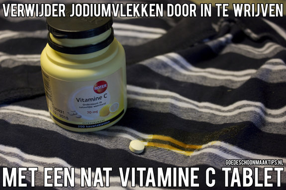 Jodiumvlekken verwijderen met een vitamine C tablet